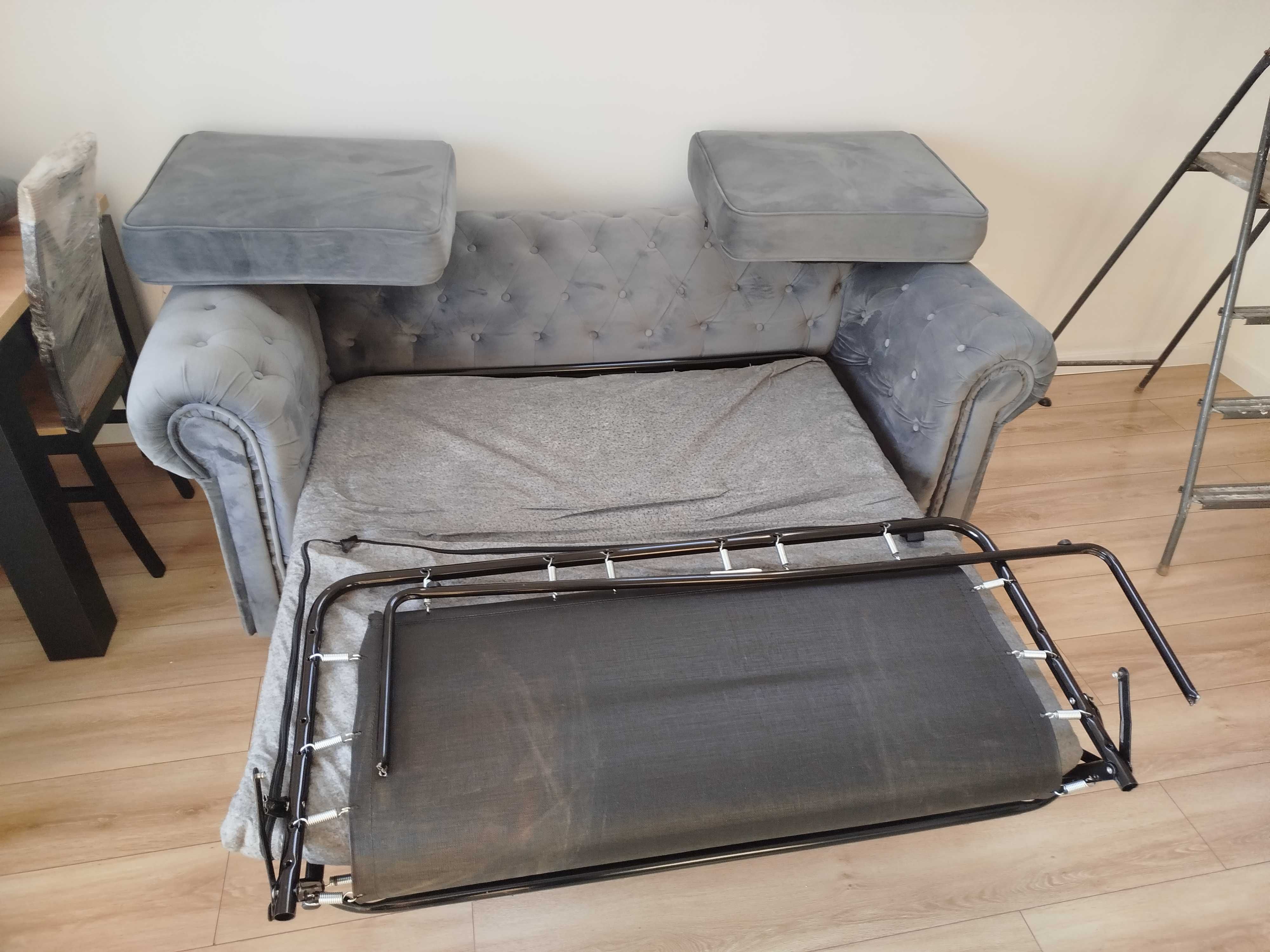 Sprzedam sofę typu Chesterfield rozkładana 2 osobowa 650zł
