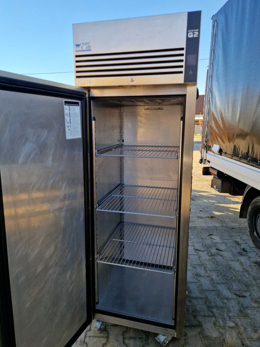 Szafa chłodnicza NoFrost Gastro-710 litr.chłodnia,zamrażarka