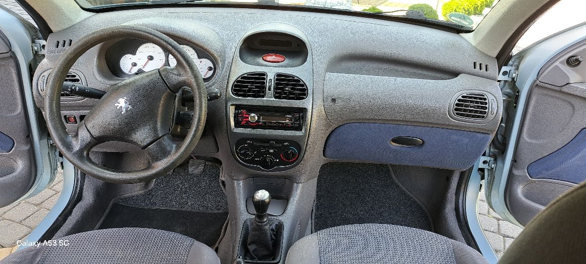 Peugeot 206 1.4 B 2004 r klima sprawna  nowe opony dwa lata w PL