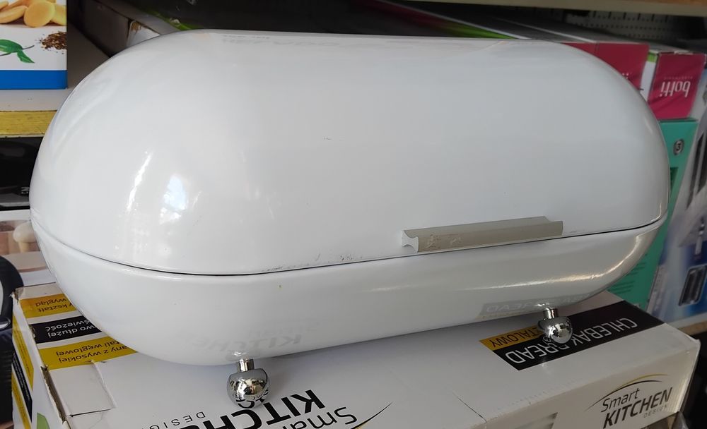 Nowy chlebak biały na nóżkach wyprzedaż