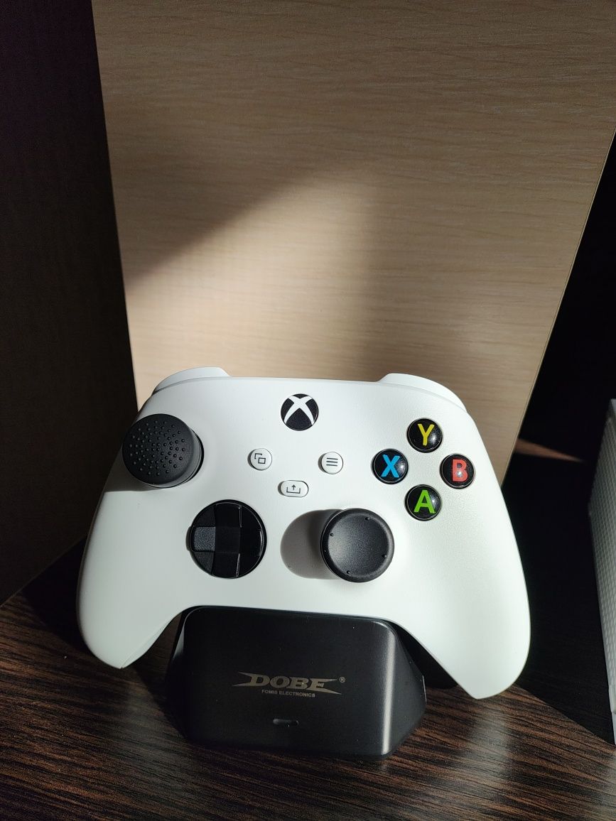 Xbox series S. Відмінний стан.