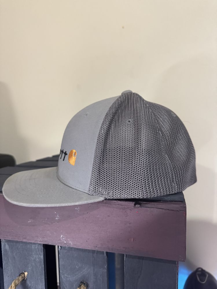 Chapéu carhartt como novo