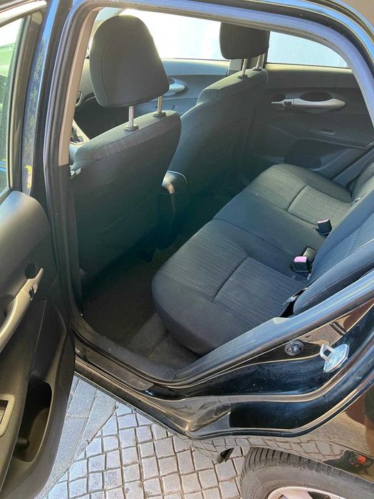 Toyota Auris 1.4 D4D SOL de 2008