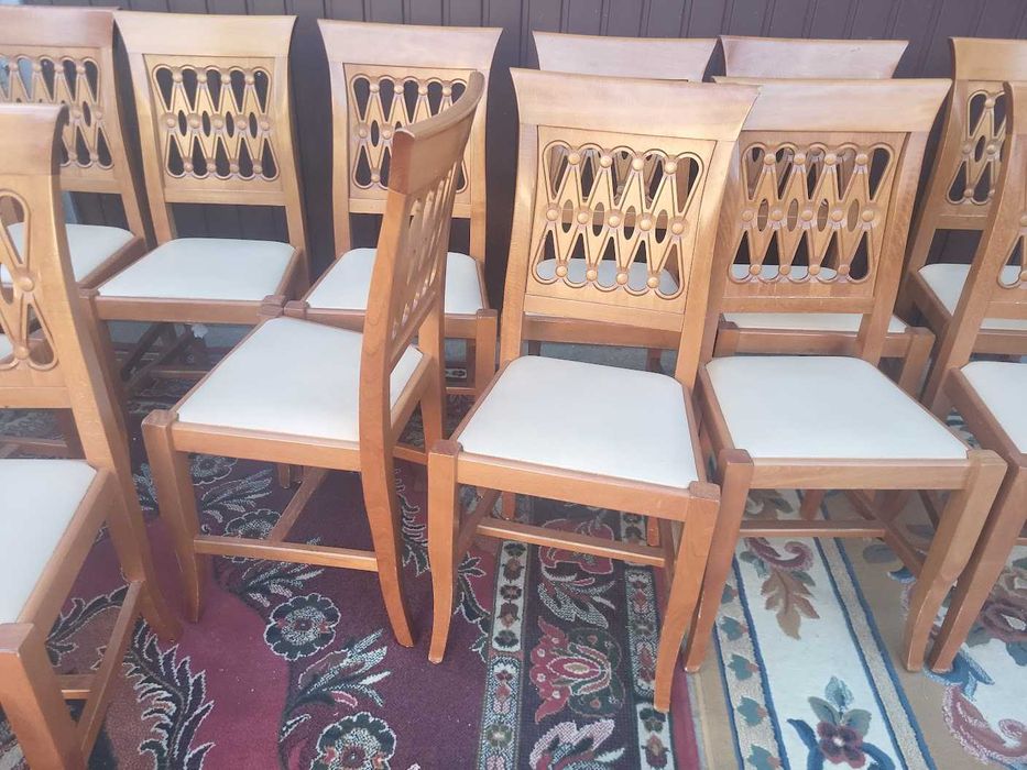 Stylowe solidne krzesła włoskie 50 sztuk