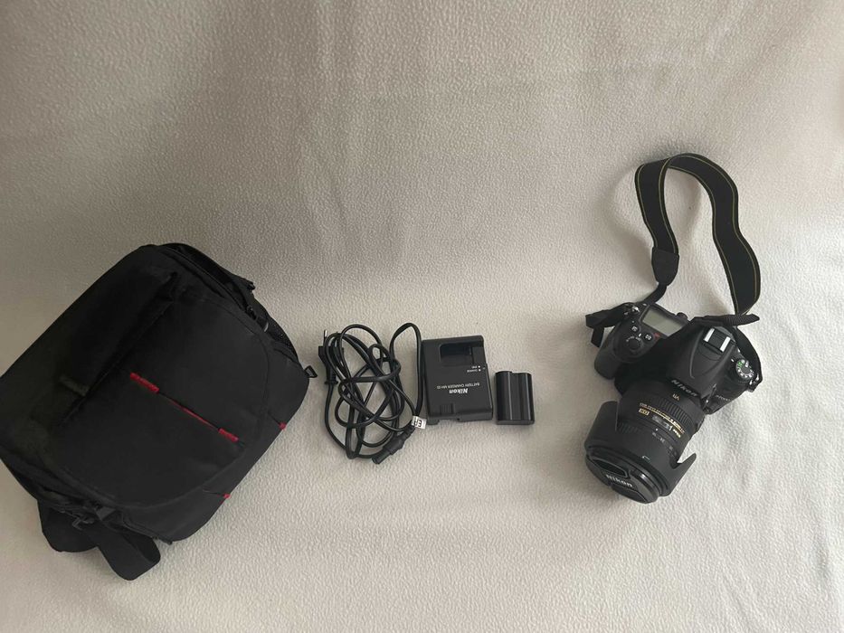 Aparat Nikon D7000 + obiektyw AF-S Nikkor 18-200mm 1:3.5-5.6 GII ED