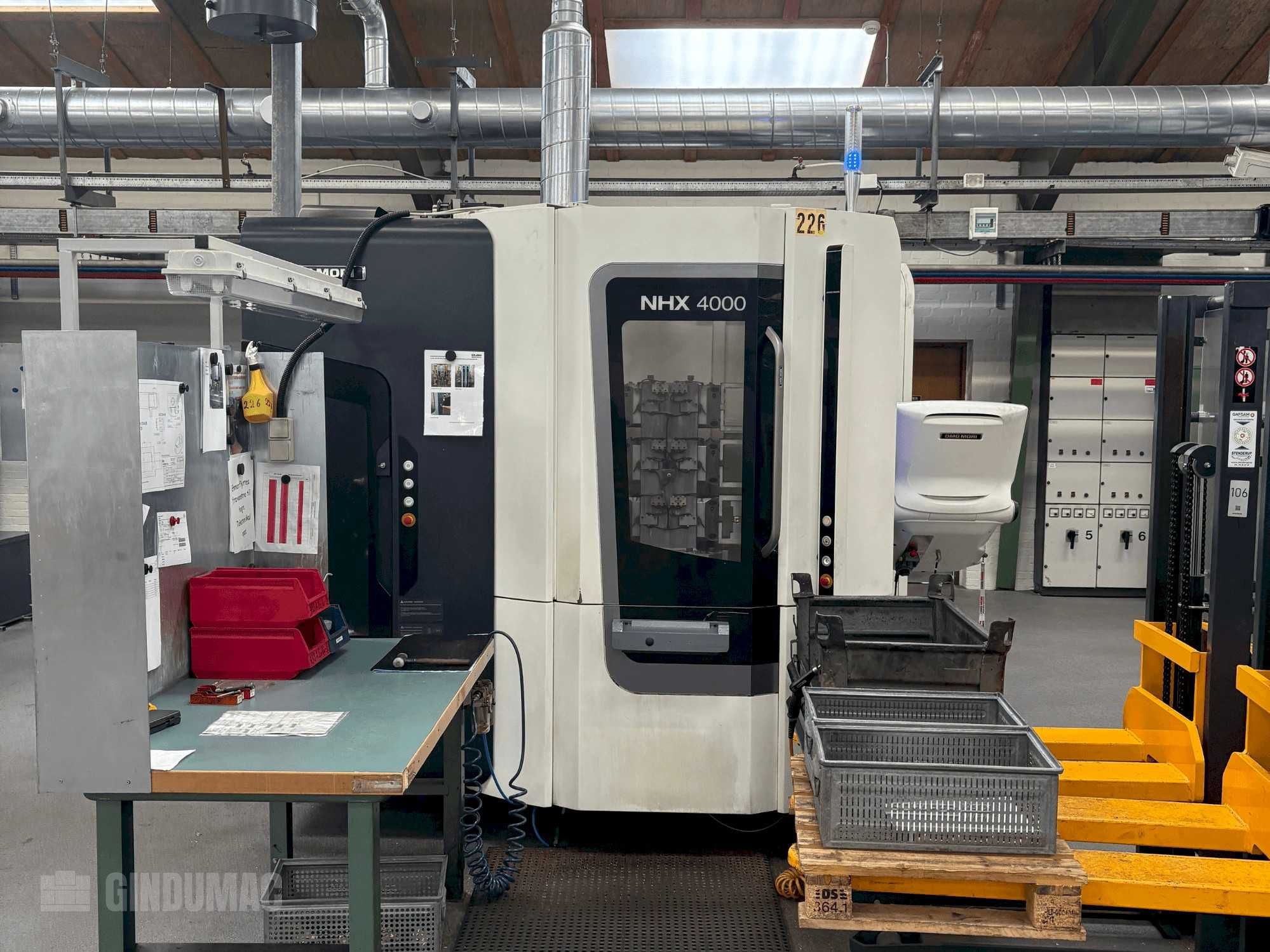 Centrum obróbcze DMG MORI NHX 4000 – 4 osie, BT40, 2015