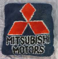 Подушка декор для авто с логотипом