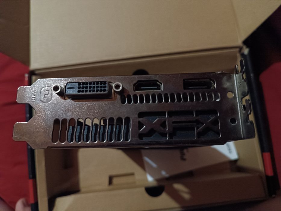 Відеокарта на PC 4GB