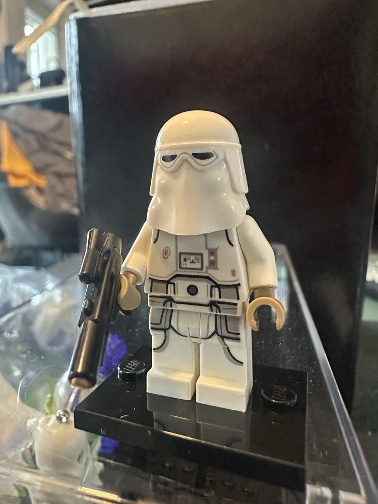LEGO ludzik Star Wars Snowtrooper