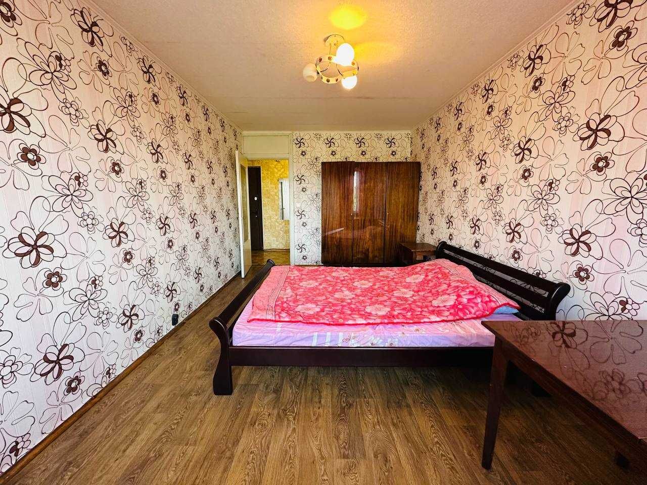 Продаж 1 кімнатної квартири Оболонський район, вулиця Полярна б.3