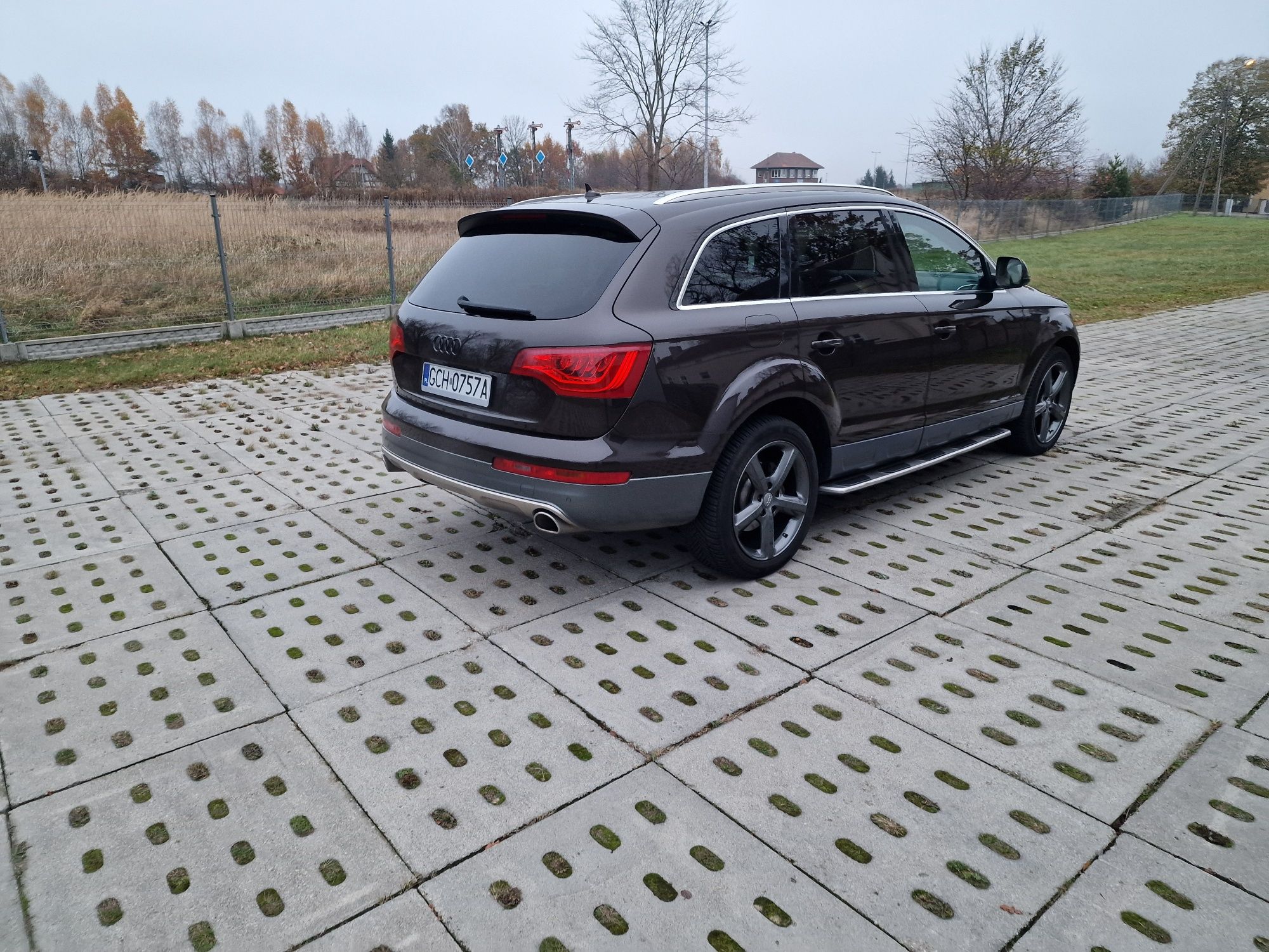 Sprzedam Audi Q7 3.0TDI