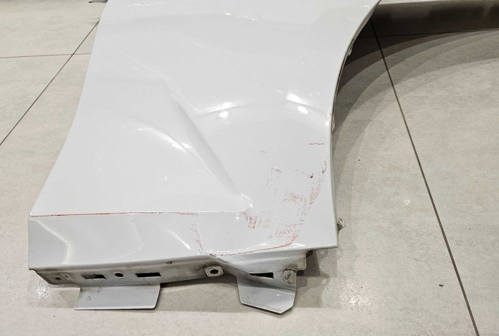 Błotnik prawy BMW G20 apinweiss 300 oryginalny