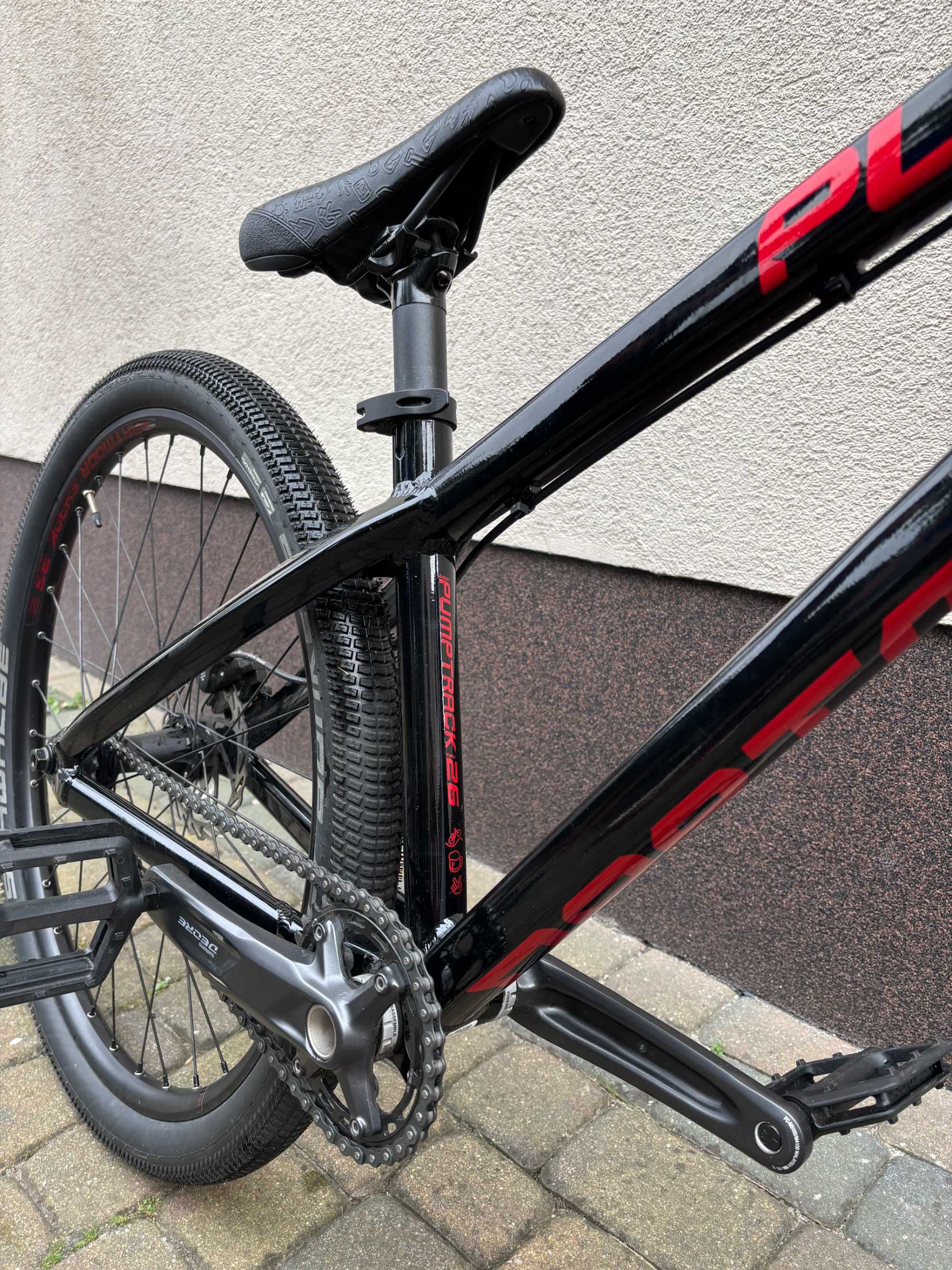 Rower DARTMOOR Two6Player Pump 2022 Black Devil
