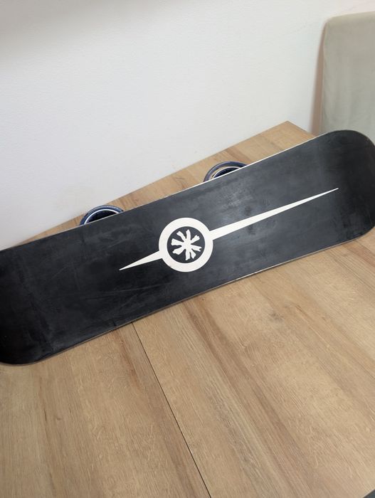 Snowboard dzieciecy - 97cm. Deska, wiązania, buty 32/33