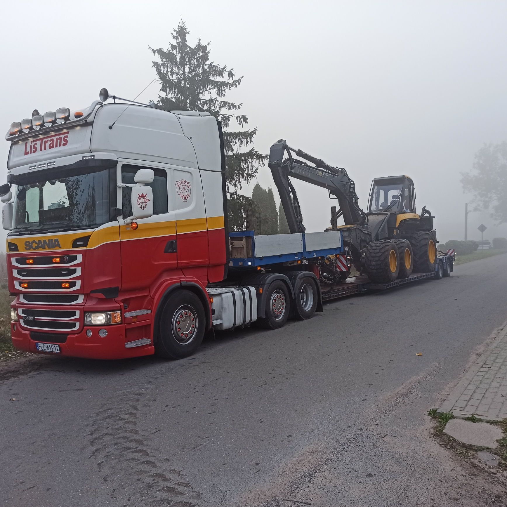 Transport maszyn rolniczych, kombajnow, sieczkarni, maszyn budowlanych