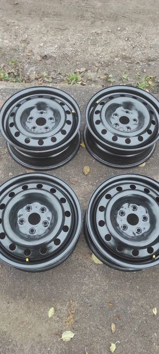 Диски R16 размер  5×112