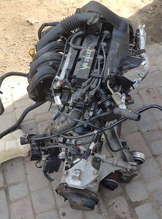 Двигун Ford Fiesta 5 Fusion Mazda 2 1.4 16v