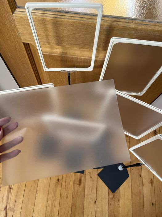 Stojak reklamowy teleskopowy z ramką A4