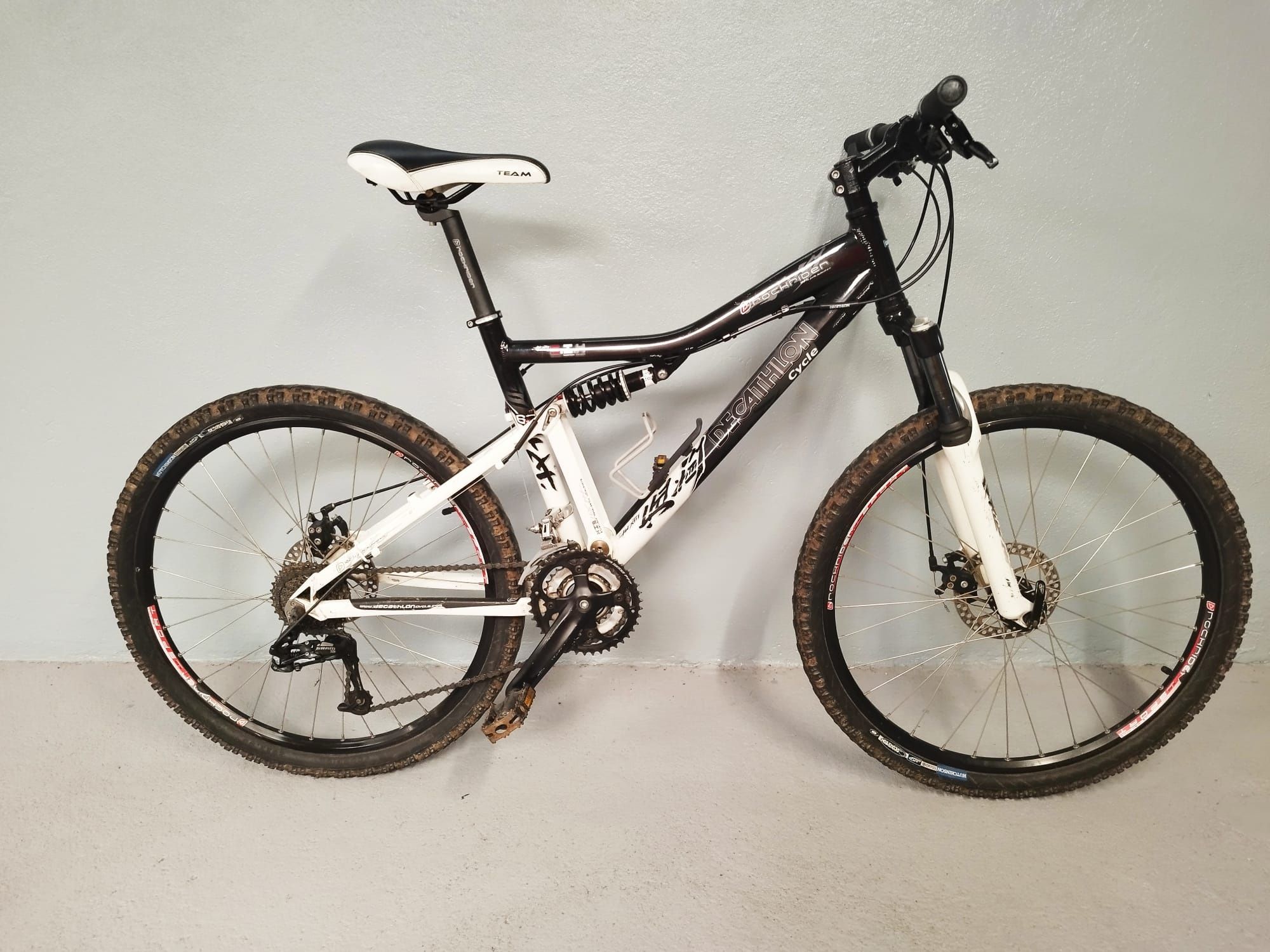 Bicicleta Decathlon Rockrider 26" (em bom estado)