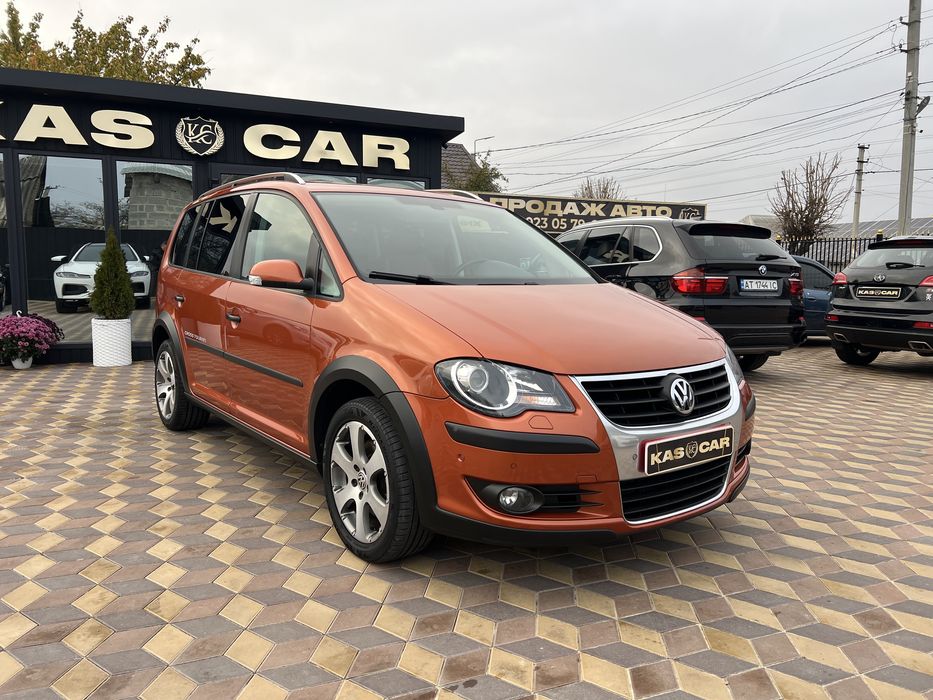 Volkswagen Cross Touran Не фарбований!!!