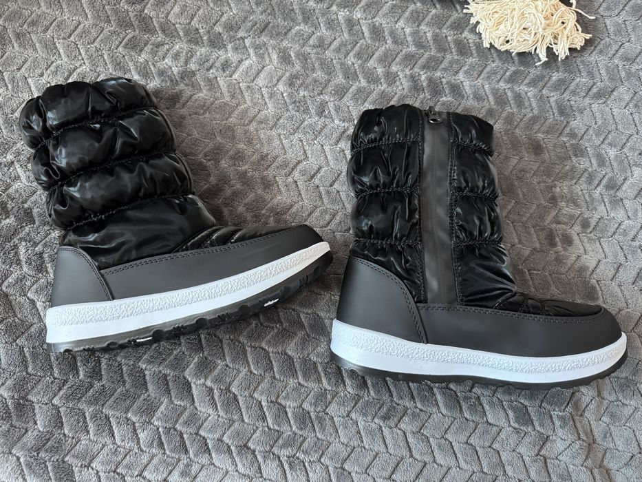 Nowe kozaki dziewczęce Sinsey rozm.34/dł. wkł.23cm