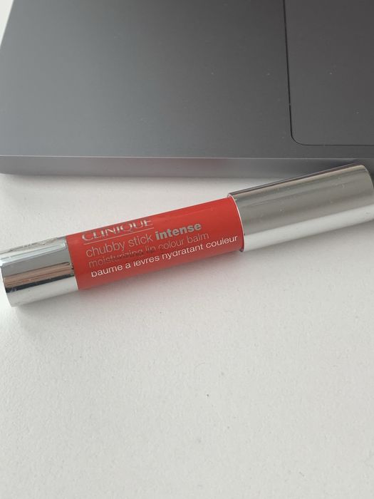 Clinique Chubby Stick Intense Moisturizing Lip Colour Balm HibiscusAA6