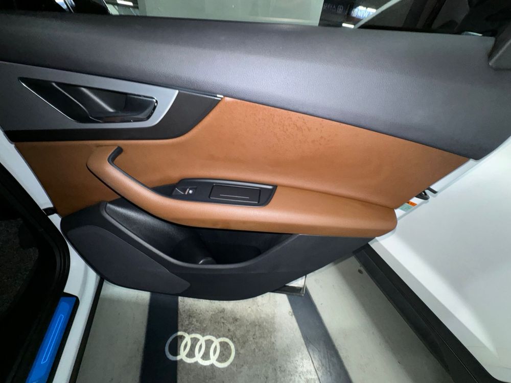 Audi AG Q7 2019 ауді