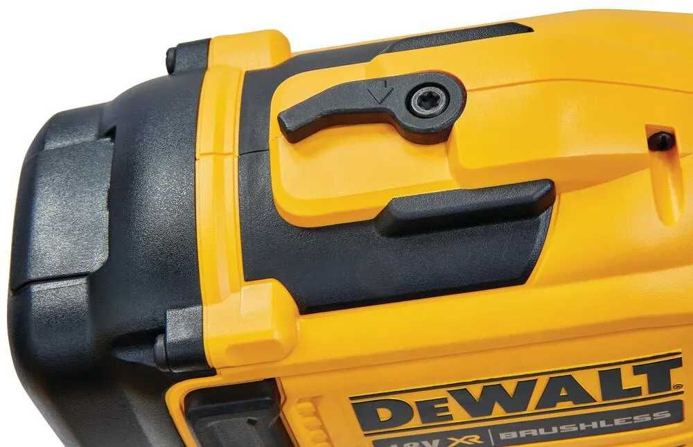 DeWALT DCN45RN Пістолет цвяхозабивний покрівельний акумуляторний