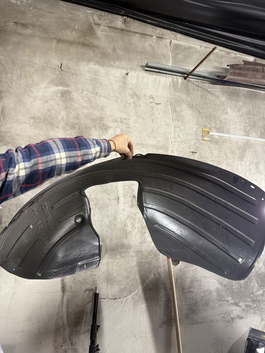 Подкрылок passat b6