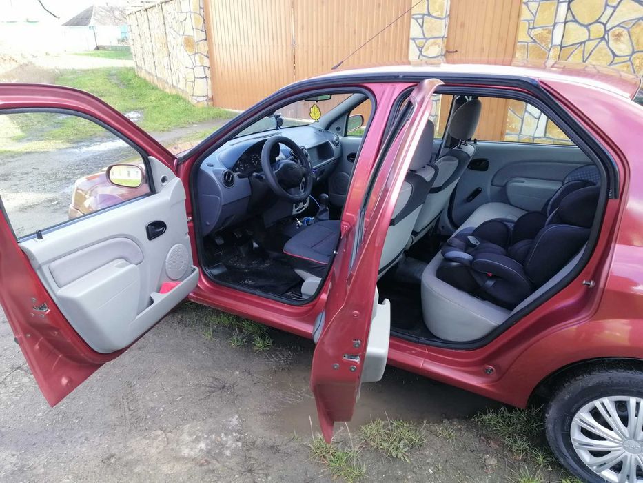 Dacia Logan 2007року 1.4л Газ 4го покоління седан