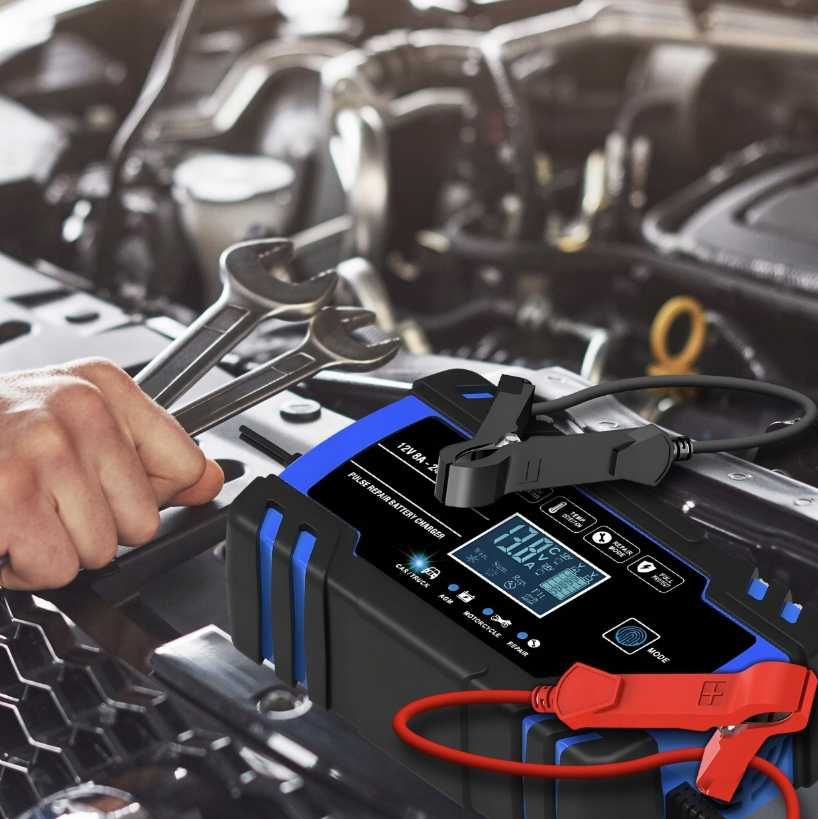 AUTOMATYCZNY PROSTOWNIK samochodowy do akumulatorów 12V 24V