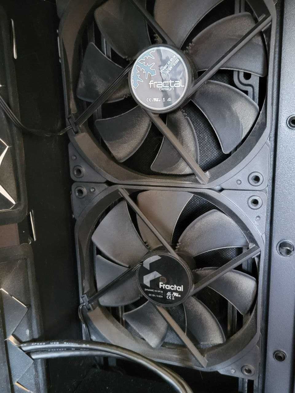 Корпус Fractal Design Define 7 Compact