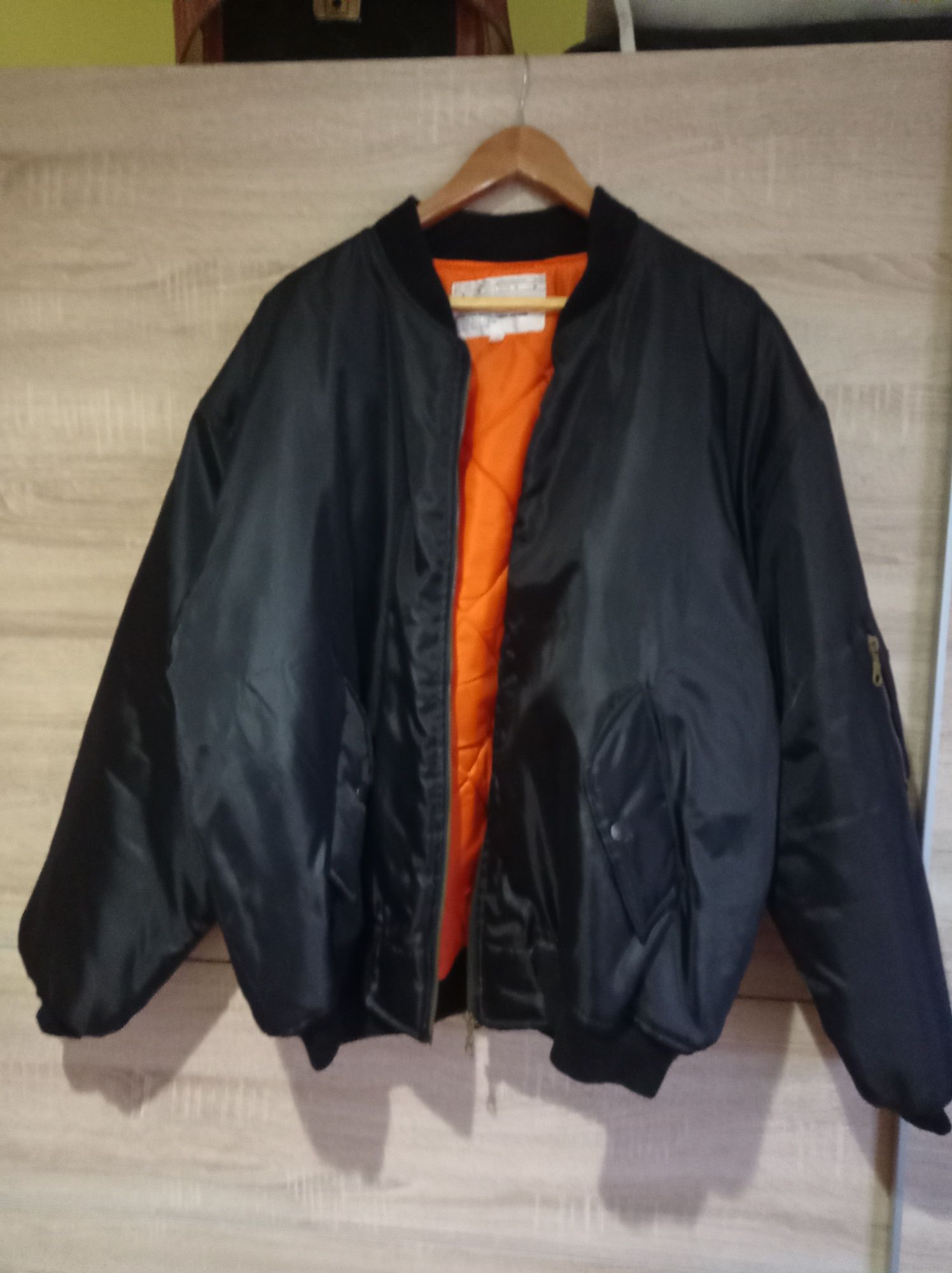 Bomber Jacket NOVO!