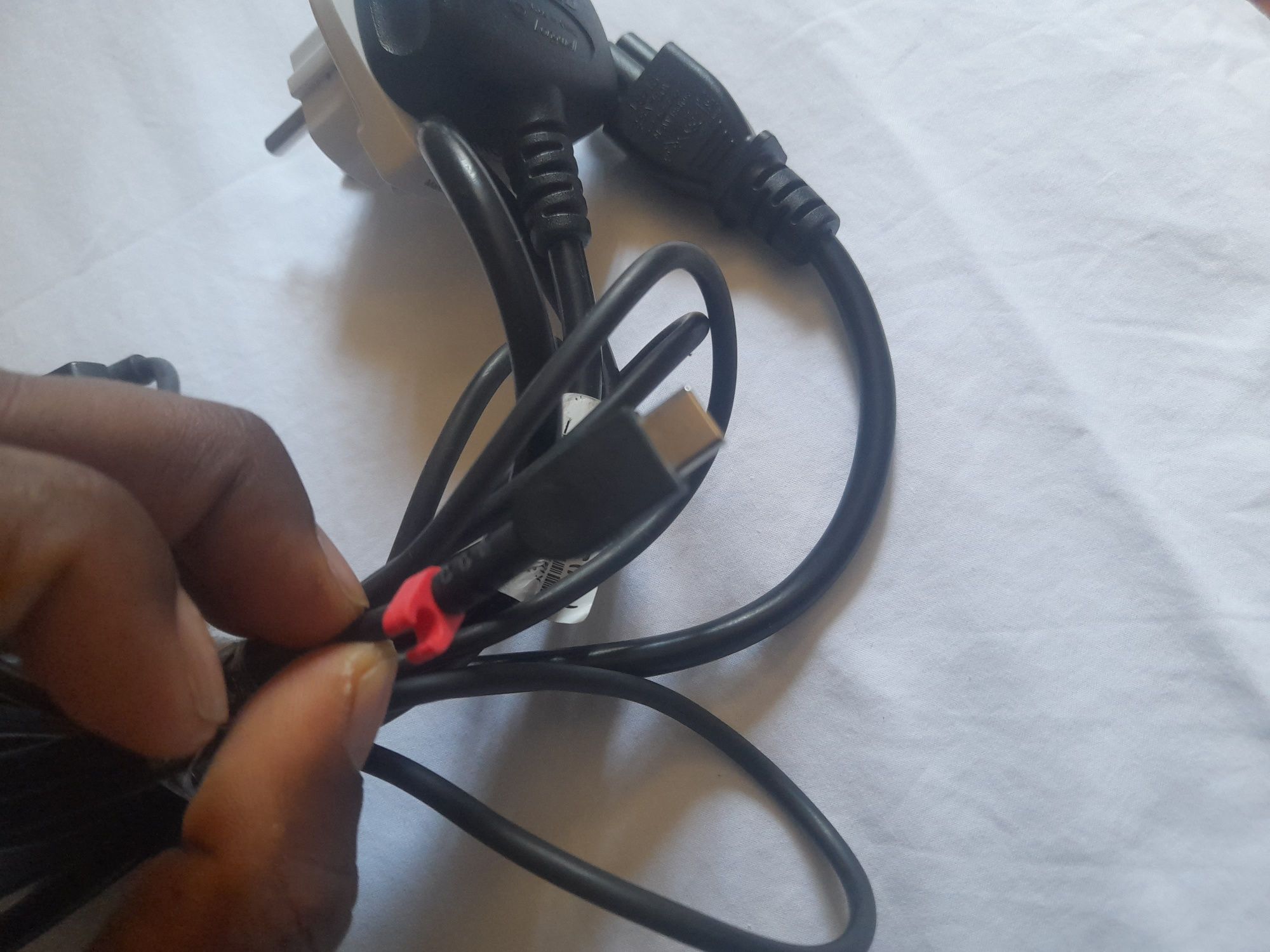 Vendo carregador marca lenovo