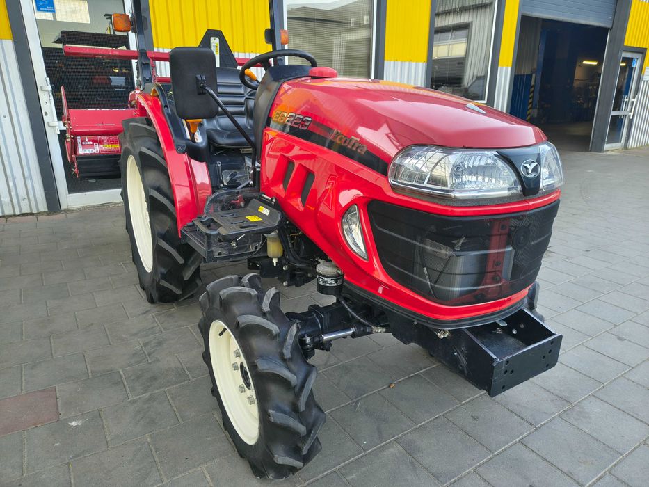 Японський мінітрактор Yanmar EG 223