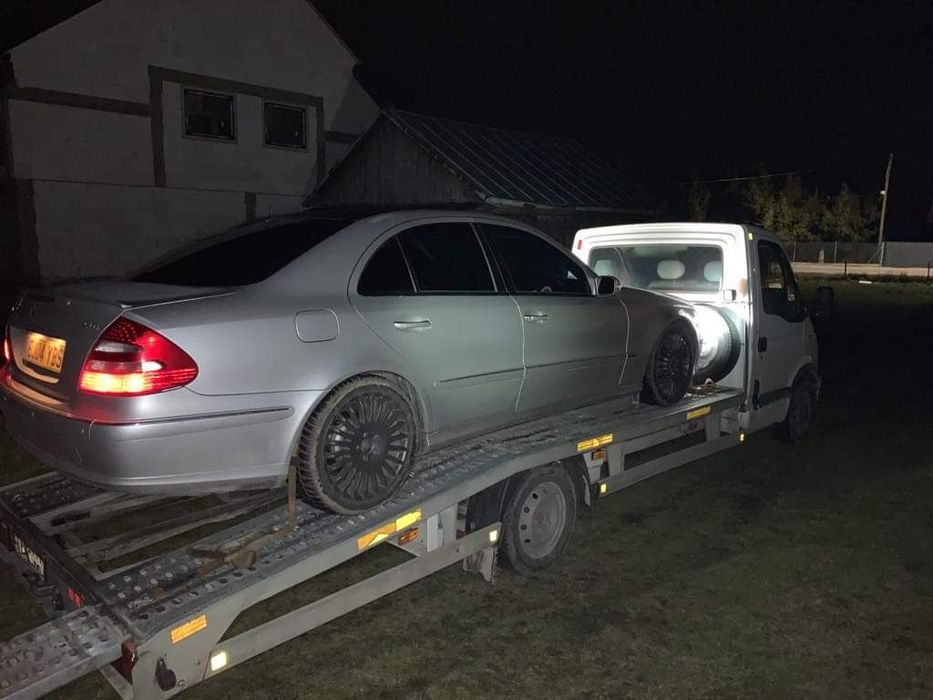 Pomoc drogowa 24h Atoholowanie Auto laweta Auto pomoc transport aut