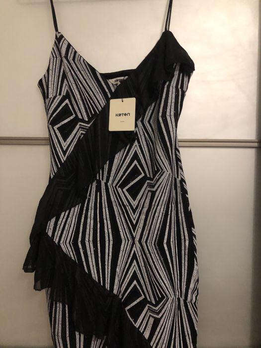 Вишукані жіночі сукні відомого турецького бренду KOTOH