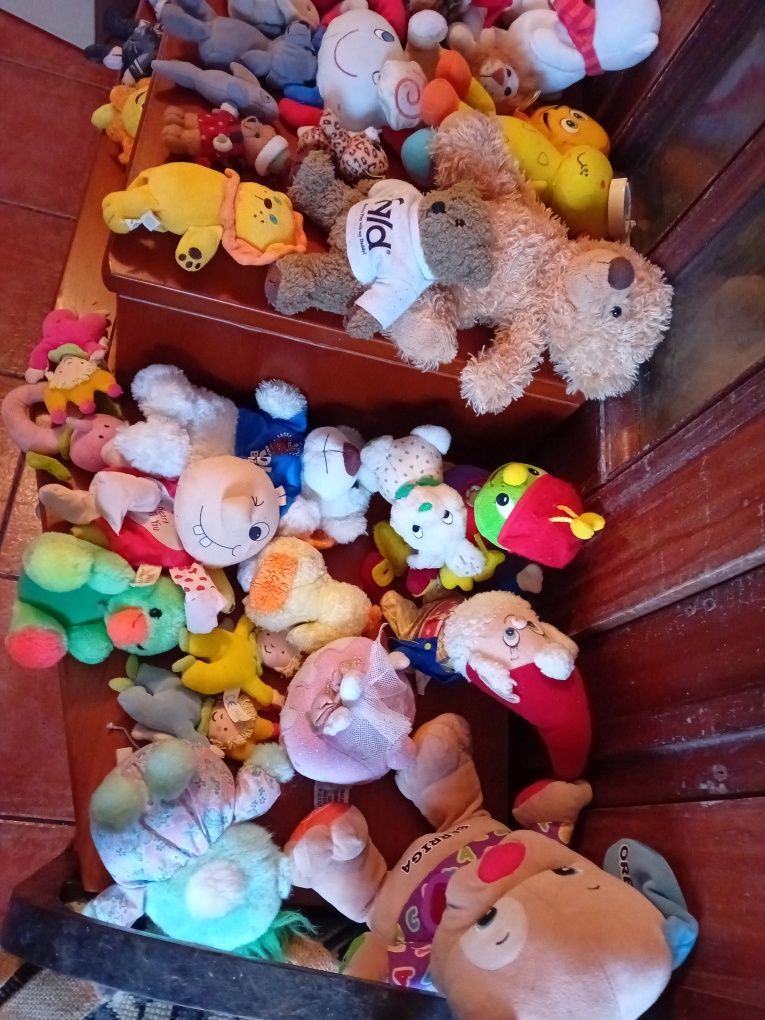 Conjunto Grande de 350 Peluches