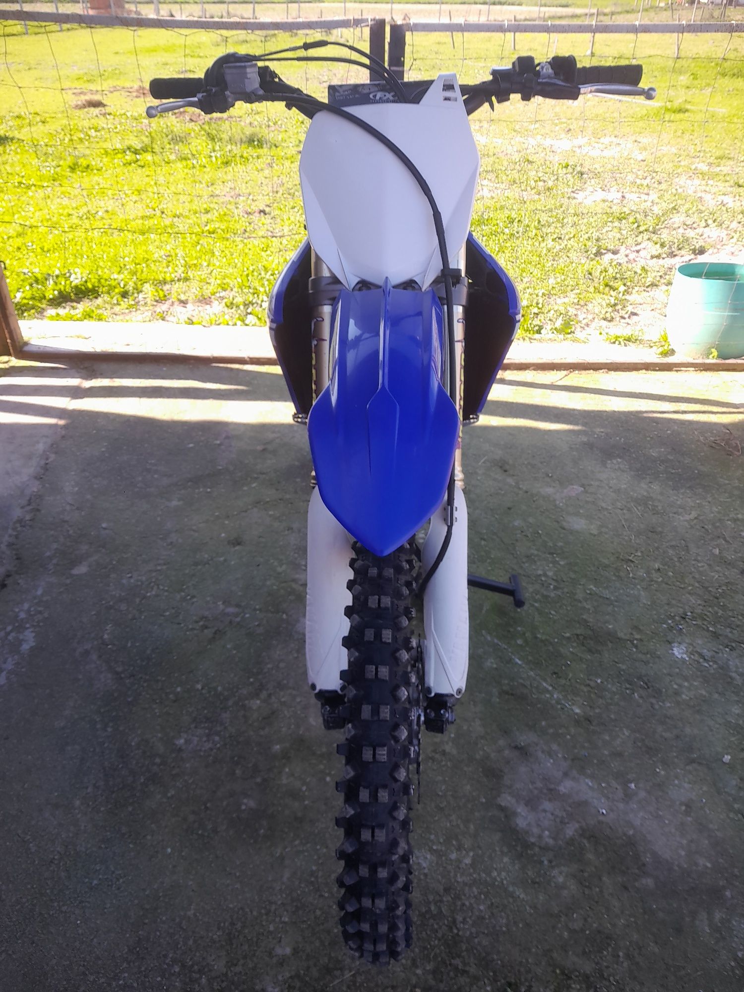 Vendo Yamanha YZ450F