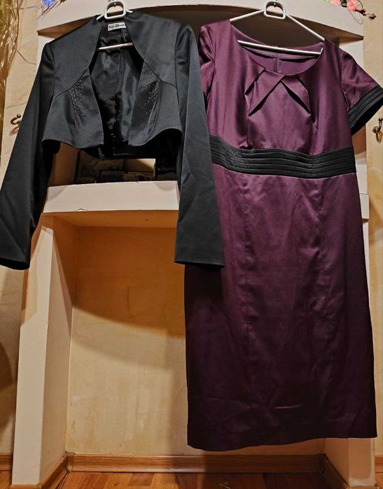 Продам платье большого размера.