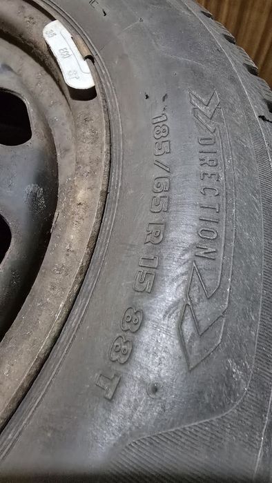 Koła z oponami zimowymi 185/65/15 Profil Alpiner 7,5 mm - jak nowe