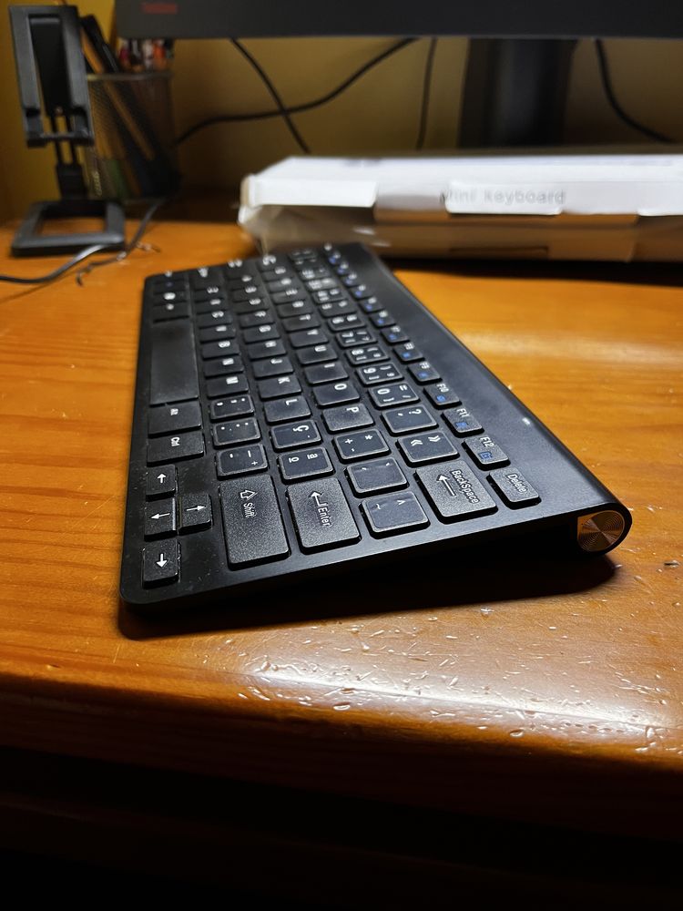 Mini teclado sem fio