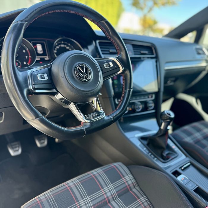 VW Golf 7 GTi Performance DESDE 269€ mês