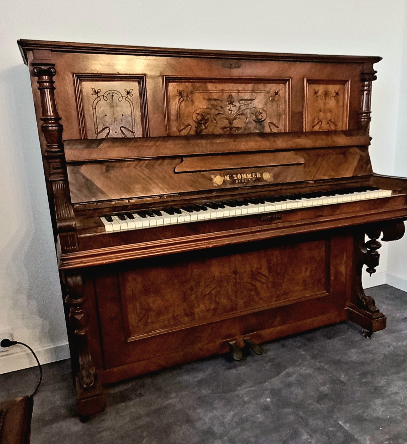Stare, niemieckie pianino