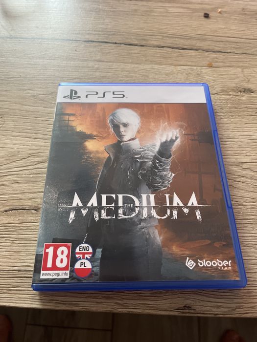 Medium PS5 gra konsola