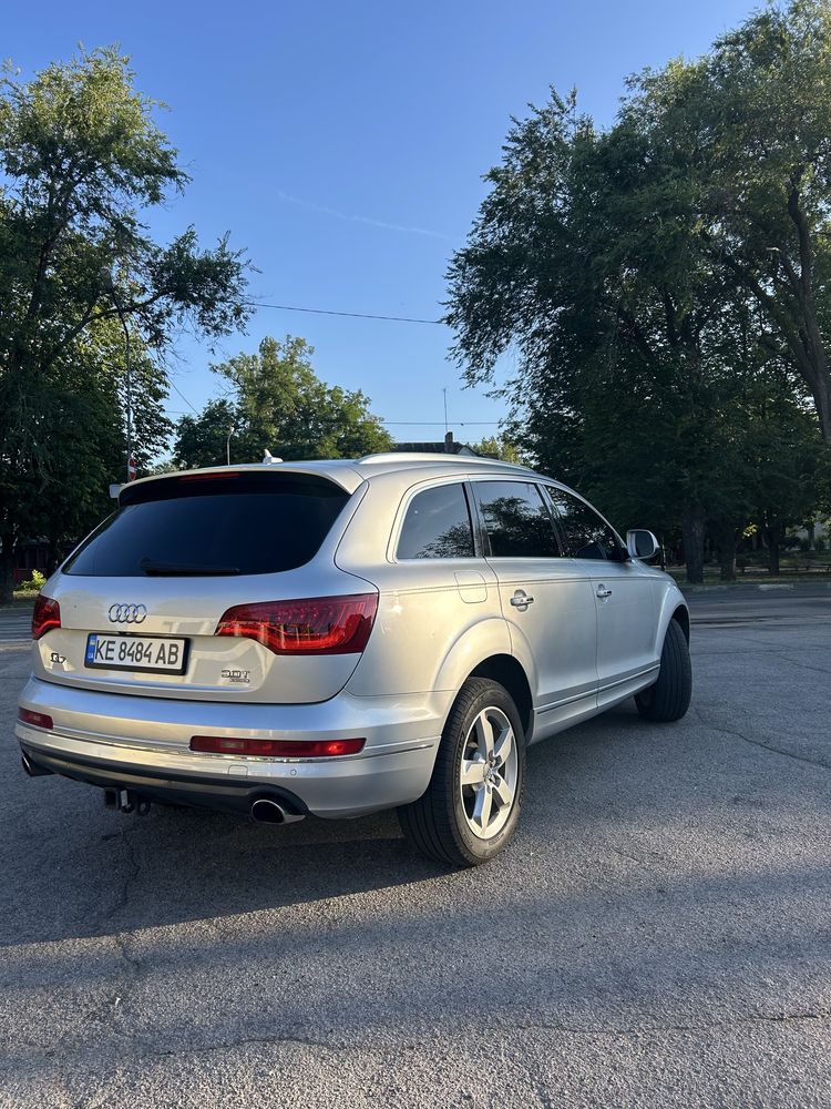 Audi Q7 2015 года