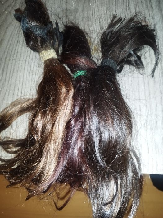 Cabelo humano verdadeiro  quase 200g