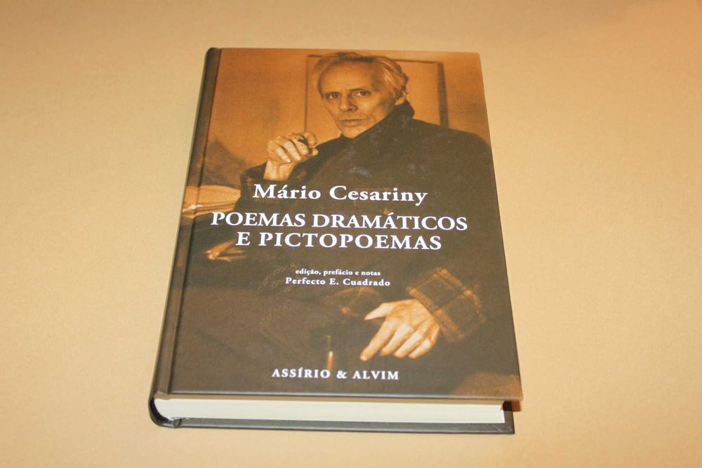 Poemas Dramáticos e Pictopoemas, de Mário Cesariny