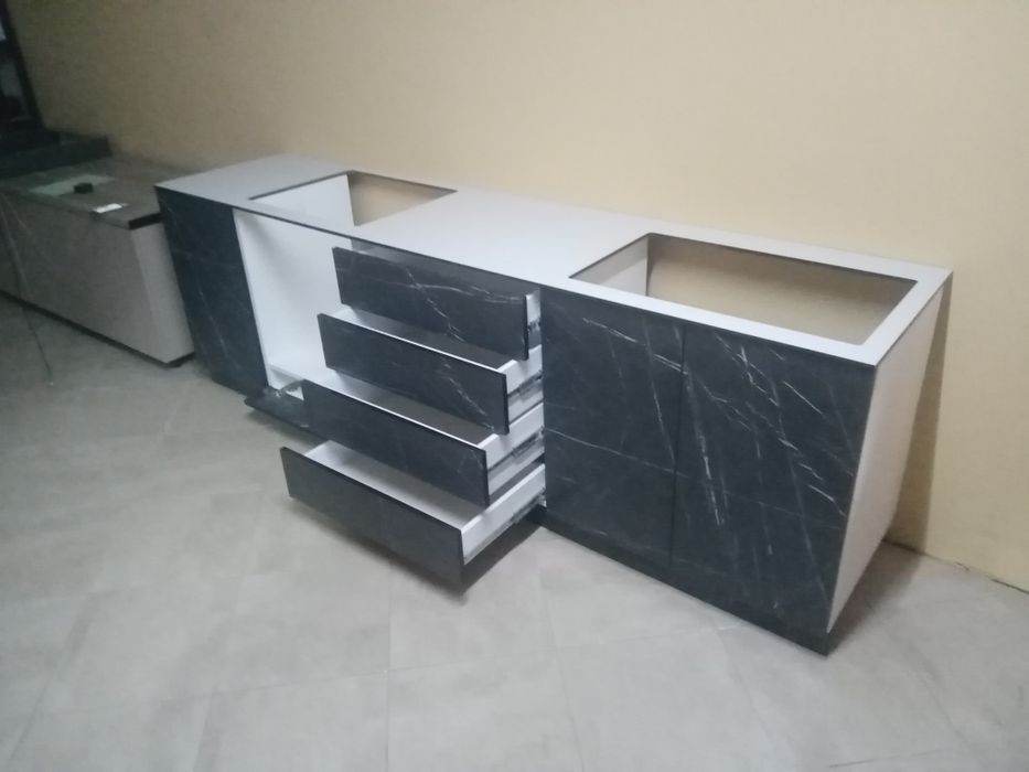 Кухня 2562*835*600