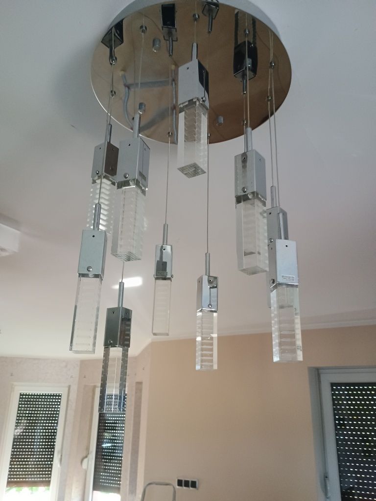 żyrandol lampa salon
